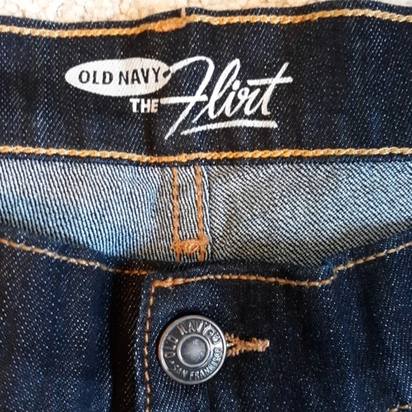 Old Navy The Flirt Boot Cut Jeans NWOT‎ 16 Short - Picture 4 of 6